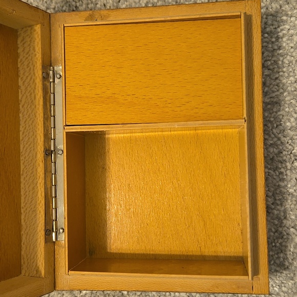 Vintage Swiss Mapsa Wooden Inlay Birds at Fountain Music Box - Picture 3 of 8